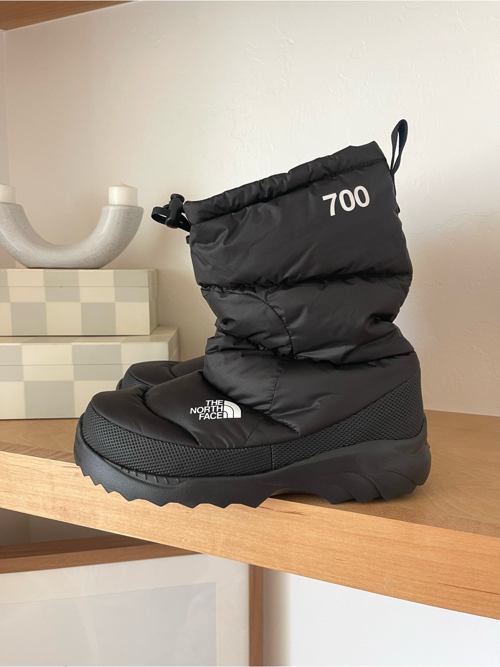 The North Face Nuptse Traction Black Down 700 Fill Power Puffer Bootie Boots 8